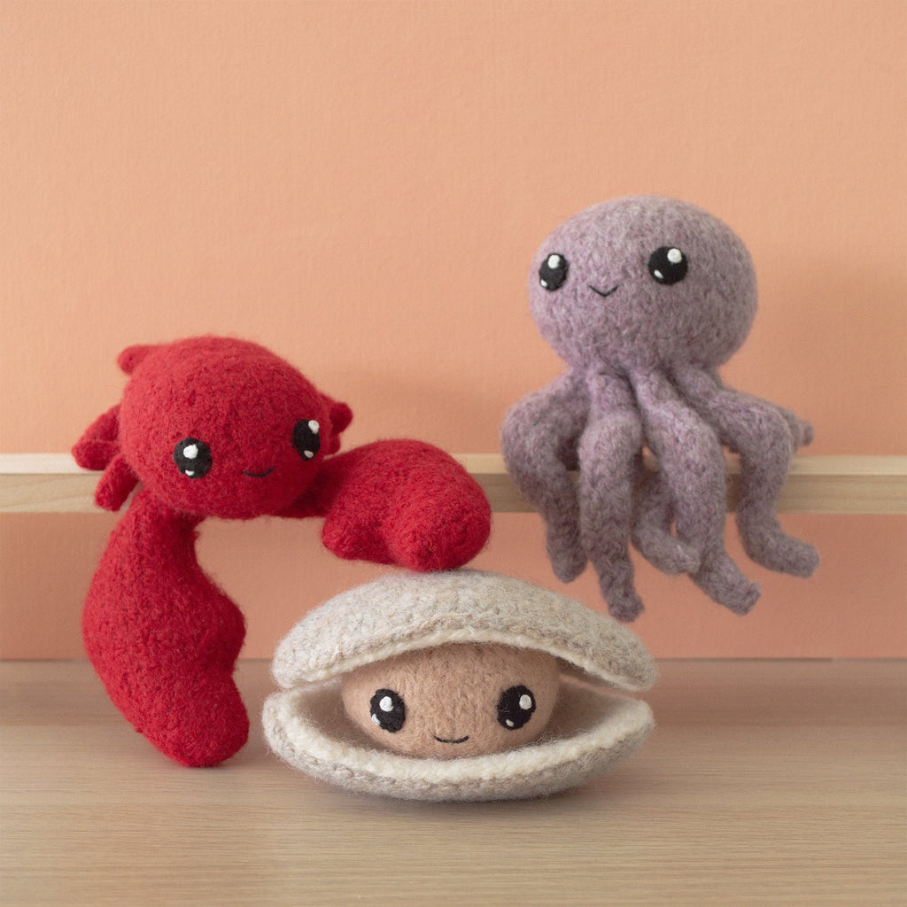 Surfs Up 1 Felted Knitting Pattern